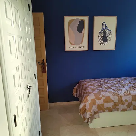 Casa Luna Blanc