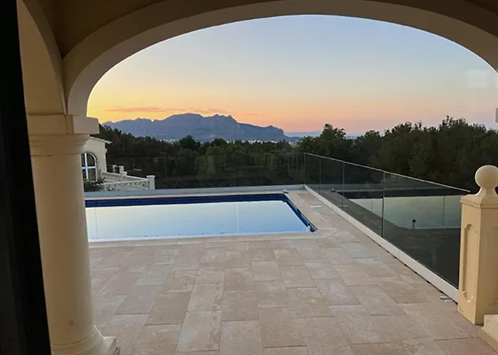 Casa Luna Blanc Villa *