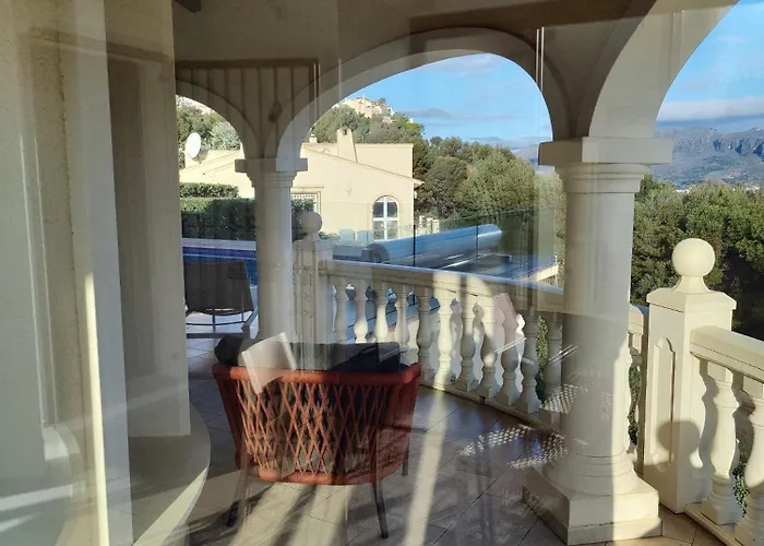 Casa Luna Blanc Villa