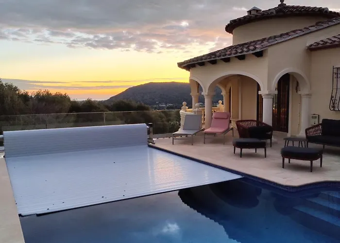 Casa Luna Blanc Villa *